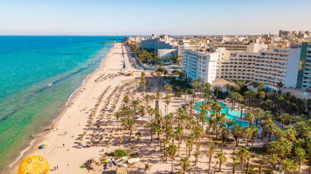 ULTIMELE LOCURI TUNISIA 4**** ALL INCLUSIVE RIAD PALMS ZBOR CHARTER DIN IASI/ORADEA/CLUJ/OTOPENI CU TAXE INCLUSE