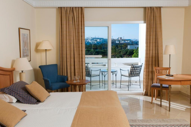 ULTIMELE LOCURI TUNISIA 5***** ALL INCLUSIVE VINCII SAPHIR ZBOR CHARTER DIN IASI/ORADEA/CLUJ/OTOPENI CU TAXE INCLUSE