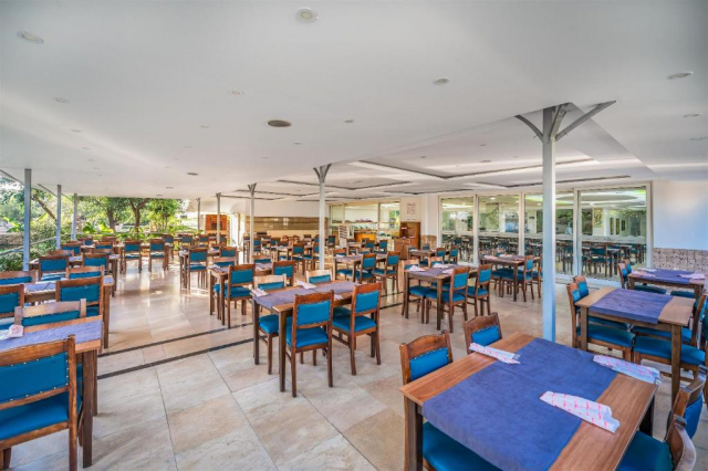 ULTIMELE LOCURI ANTALYA, AVION DIN BUCURESTI, LA HOTEL ARSI BLUE BEACH 4*, LA TARIFUL DE 479 EURO/PERSOANA, AI!
