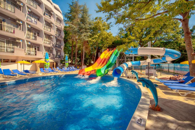 Sejur cu All inclusive in Nisipurile de Aur la Prestige Deluxe&amp;Aquapark 4*: 1 copil pana la 13 ani gratuit 