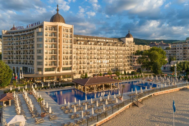Sejur cu Ultra All inclusive in Nisipurile de Aur la hotel Admiral 5*: 1 copil pana la 12 ani gratuit 