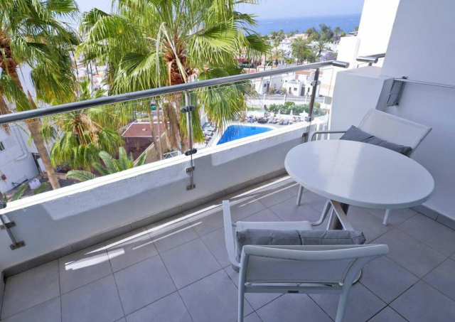 ULTRA LAST MINUTE TENERIFE 4**** DEMIPENSIUNE CORAL OCEAN  - ZBOR CHARTER DIN OTOPENI CU TOATE TAXELE INCLUSE