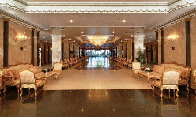 Sejur cu Ultra All inclusive in Sunny Beach la Planeta Hotel&amp;Aqua Park 4*: 1 copil pana la 12 ani gratuit 