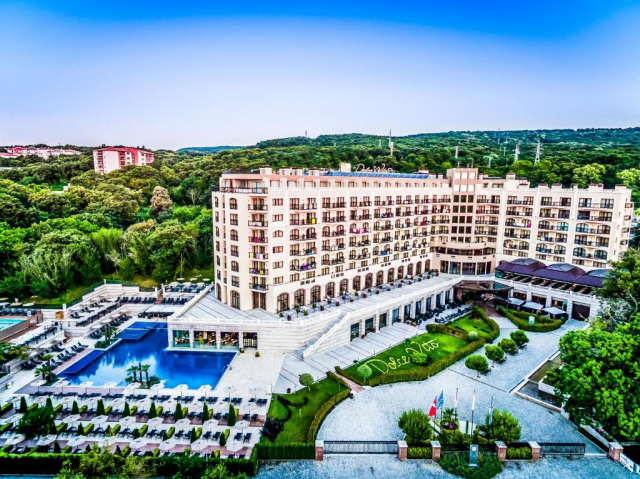 Sejur cu All inclusive la SH Dolce Vita 4*: 1 copil pana la 12 ani gratuit 