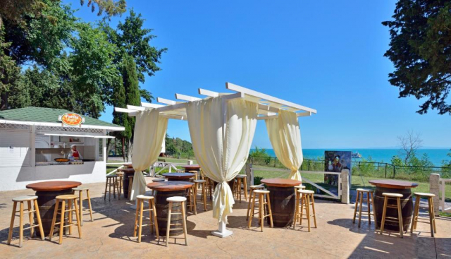 Sejur cu All inclusive la Sol Nessebar Palace 5*: 1 copil pana la 12 ani gratuit 