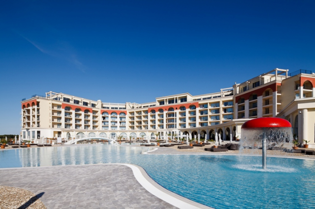 Sejur cu All inclusive la Lighthouse Golf &amp; SPA Hotel 5*: 1 copil pana la 13 ani gratuit 