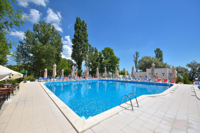 Sejur cu All inclusive in Mamaia la Complex Mediteranean 3*