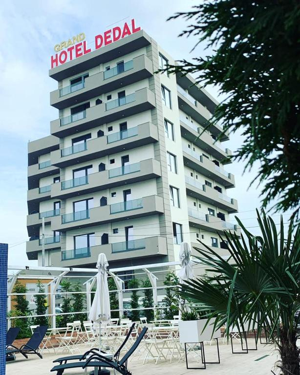 Sejur cu All inclusive in Mamaia la hotel Grand Dedal 4* 