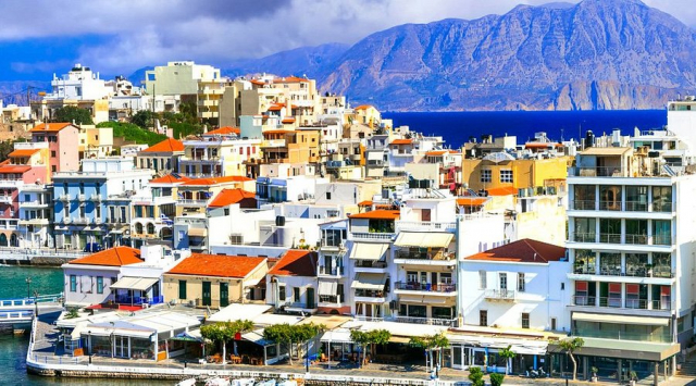 Sejur in Creta: 525 euro cazare 7 nopti cu mic dejun+ transport avion+ toate taxele