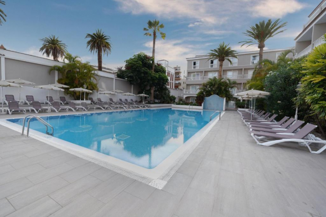 ULTRA LAST MINUTE TENERIFE 7 NOPTI 3*** MIC DEJUN RF SAN BORONDON ZBOR CHARTER DIN TIMISOARA CU TAXE INCLUSE