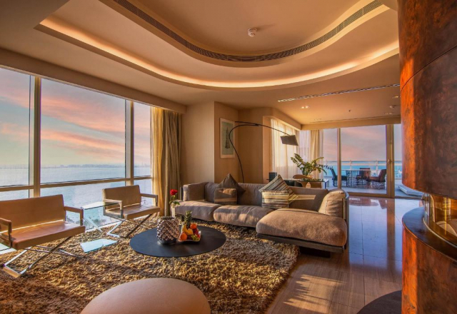 Sejur in Bahrain: 915 euro cazare 7 nopti cu All inclusive+ transport avion+ toate taxele