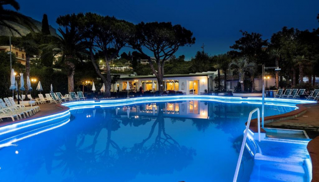 Oferta Last Minute Insula Ischia - Italia ir