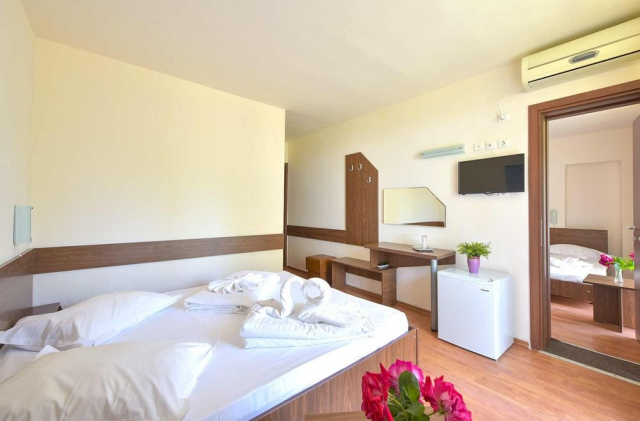 SUPER OFERTA COMPLEX MEDITERANEAN MAMAIA 3*, 5 NOPTI CAZARE CU ALL INCLUSIVE