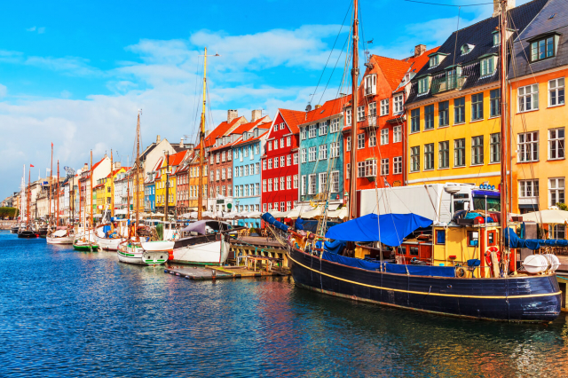 Vacanta de toamna in COPENHAGA 2025 - Orasul povestilor regale | 5 zile de la 850 euro/pers. Zbor din Bucuresti cu grup! -5