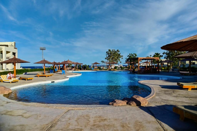 ULTIMELE LOCURI HURGHADA, AVION DIN CLUJ-NAPOCA, LA HOTEL NEW EAGLES AQUA PARK 4*, LA TARIFUL DE 499 EURO/PERS, AII INCLUSIVE!