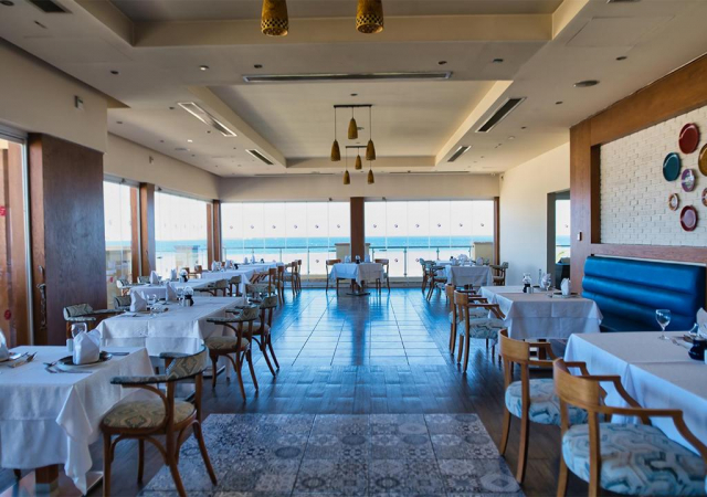 ULTIMELE LOCURI HURGHADA, AVION DIN CLUJ-NAPOCA, LA HOTEL TROPITEL 5*, LA TARIFUL DE 785 EURO/PERSOANA, UAI!