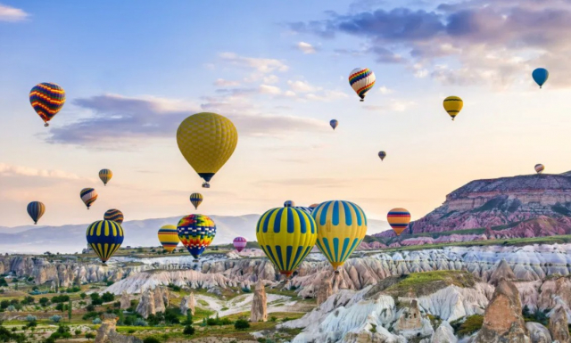 Circuit cu avionul Cappadocia – &quot;Cele 40 de legi ale iubirii&quot; plecare din Bucuresti 02.10 - 335 euro /persoana