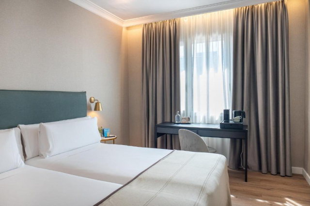 Oferta CITY BREAK BARCELONA, 3 nopti,plecare din Cluj-Napoca(DD)