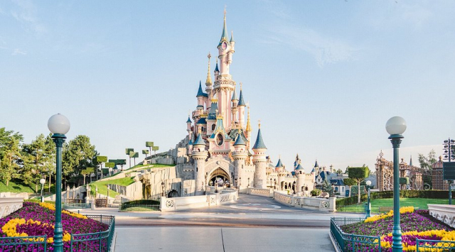 DISNEYLAND PARIS - CU ZBOR DIN TIMISOARA - locuri limitat!