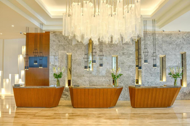 ULTRA LAST MINUTE REVELION DELUXE DUBAI 2026- 5***** GRAND MERCURE ZBOR DIN OTOPENI CU TAXE INCLUSE
