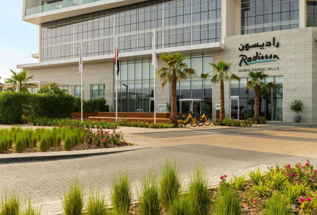 ULTRA LAST MINUTE REVELION DUBAI 2026- 4**** RADISSON DAMAC  ZBOR DIN OTOPENI CU TAXE INCLUSE