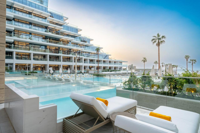 ULTRA LAST MINUTE REVELION DELUXE PE PLAJA 2026- 5***** FIVE LUXE ZBOR DIN OTOPENI CU TAXE INCLUSE