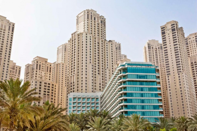 ULTRA LAST MINUTE REVELION DELUXE PE PLAJA 2026- 5***** HILTON JBR ZBOR DIN OTOPENI CU TAXE INCLUSE