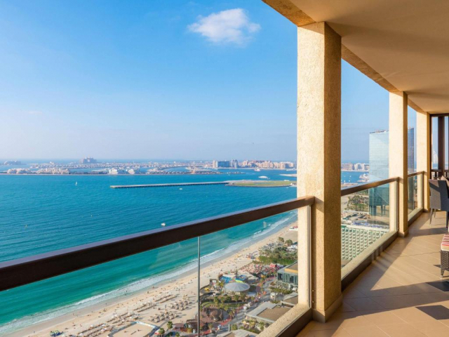 ULTRA LAST MINUTE REVELION DELUXE PE PLAJA 2026- 5***** SOFITEL JBR ZBOR DIN OTOPENI CU TAXE INCLUSE