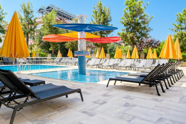 ULTIMELE LOCURI ANTALYA, AVION DIN BUCURESTI, LA HOTEL VILLA SUNFLOWER 4*, LA TARIFUL DE 459 EURO/PERSOANA, AI!