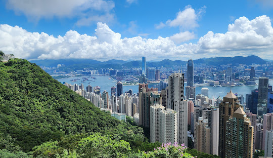 REVELION LA HONG-KONG, AVION DIN BUCURESTI, LA HOTEL DE 4*, LA TARIFUL DE 2960 EURO/PERSOANA, MIC DEJUN!