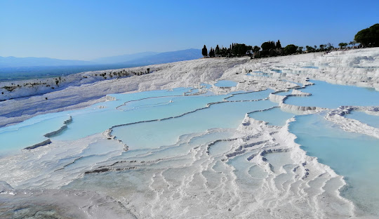 VACANTA ELEVILOR LA AYVALIK SI PAMUKKALE, AUTOCAR DIN BUCURESTI SI ALTE ORASE, LA HOTEL DE 5*, LA TARIFUL DE 399 EURO/PERS, HB!