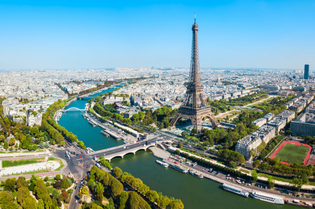 City break Paris! 3 nopti de la doar 255 euro/pers. Zbor low cost din Bucuresti!