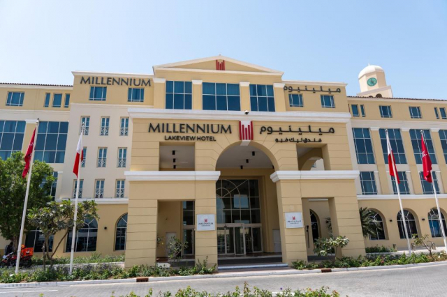 ULTIMELE LOCURI LA DUBAI MILLENIUM LAKEVIEW 4**** ZBOR DIN TIMISOARA/OTOPENI CU TAXE INCLUSE