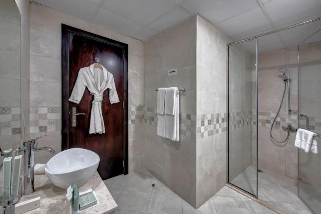 ULTIMELE LOCURI LA DUBAI REGENCY LUXURY MARINA 4**** ZBOR DIN TIMISOARA/OTOPENI CU TAXE INCLUSE