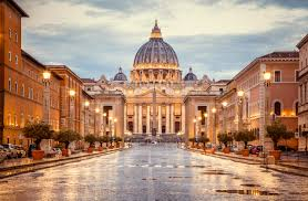 REVELION LA ROMA, SENIOR VOYAGE, AVION DIN BUCURESTI, LA HOTEL DE 4*, LA TARIFUL DE 945 EURO/PERSOANA, DEMIPENSIUNE!