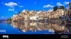 REVELION LA ROMA, SENIOR VOYAGE, AVION DIN BUCURESTI, LA HOTEL DE 4*, LA TARIFUL DE 945 EURO/PERSOANA, DEMIPENSIUNE!