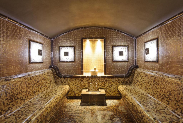 REVELION LA BALCIC, SENIOR VOYAGE, AUTOCAR DIN BUCURESTI SI ALTE ORASE, LA HOTEL DE 5*, LA TARIFUL DE 515 EURO/PERS, HB!