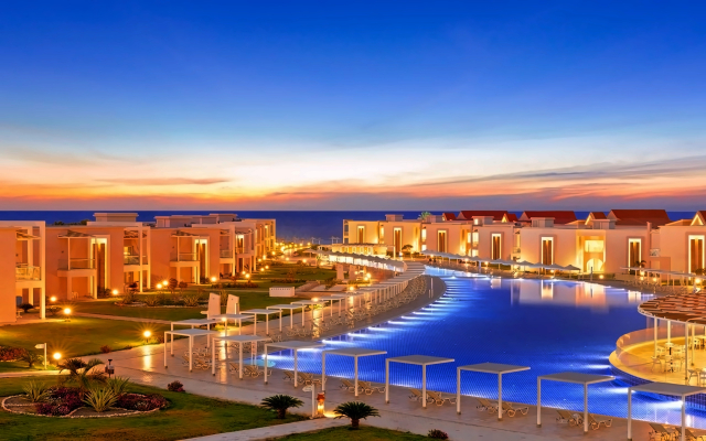 MARSA ALAM 588  EURO/PERS - PLECARE 05.12  DIN BUCURESTI -  Pickalbatros Sea World Resort