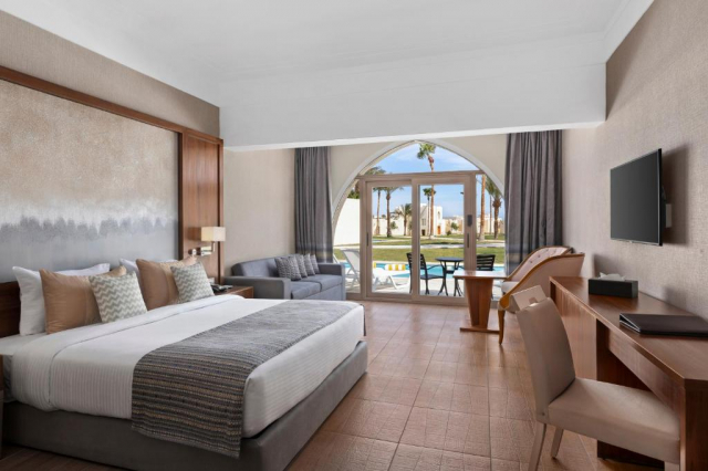 Sejur in Hurghada: 800 euro cazare 7 nopti cu Ultra All inclusive+ transport avion+ toate taxele 
