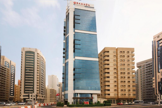 ULTIMELE LOCURI REVELION IN EMIRATE 2026 RAMADA ABU DHABI CORNCHE 4**** MIC DEJUN ZBOR DIRECT DIN OTOPENI CU TAXE INCLUSE