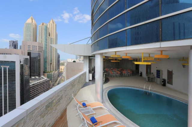 ULTIMELE LOCURI REVELION IN EMIRATE 2026 TRYP BY WHYNDHAM ABU DHABI 4**** MIC DEJUN ZBOR DIRECT DIN OTOPENI CU TAXE INCLUSE