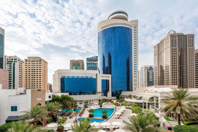 ULTIMELE LOCURI REVELION DELUXE IN EMIRATE 5***** LE  MERIDIEN ZBOR DIRECT DIN OTOPENI CU TAXE INCLUSE