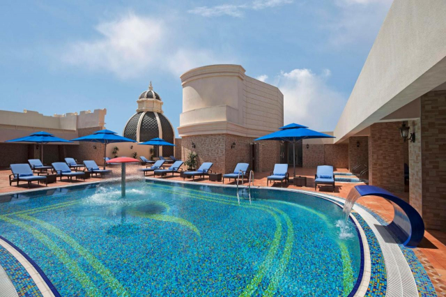 ULTIMELE LOCURI REVELION DELUXE IN EMIRATE 5***** LE MERIDIEN ZBOR DIRECT DIN OTOPENI CU TAXE INCLUSE