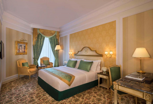 ULTIMELE LOCURI REVELION DELUXE IN EMIRATE 5***** LE MERIDIEN ZBOR DIRECT DIN OTOPENI CU TAXE INCLUSE