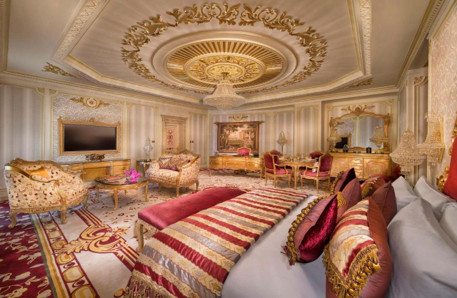 ULTIMELE LOCURI REVELION DELUXE IN EMIRATE 5***** LE MERIDIEN ZBOR DIRECT DIN OTOPENI CU TAXE INCLUSE