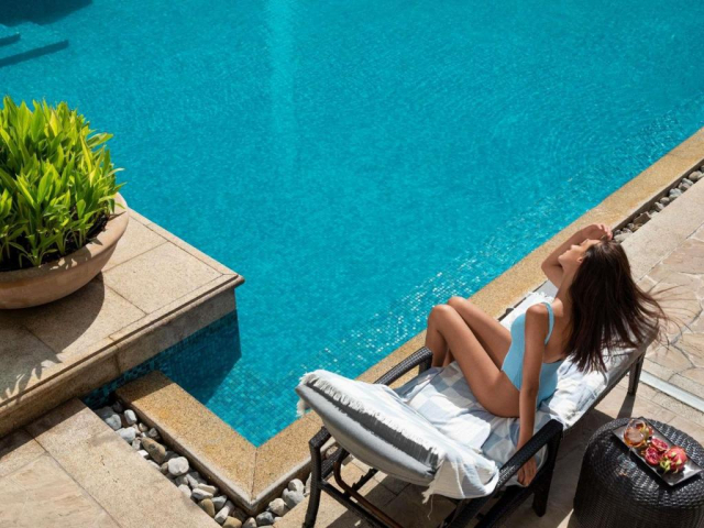 ULTIMELE LOCURI REVELION DELUXE IN EMIRATE 5***** SOFITEL ZBOR DIRECT DIN OTOPENI CU TAXE INCLUSE