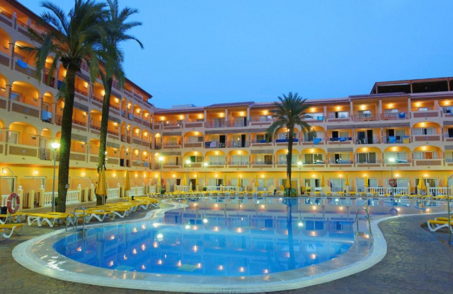 ULTRA LAST MINUTE MALAGA 7 NOPTI CAZARE CU DEMIPENSIUNE 4**** BAHIA TROPICAL ZBOR DIN  CLUJ NAPOCA CU TAXE INCLUSE 