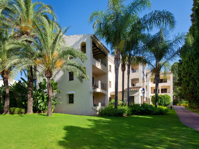 ULTRA LAST MINUTE MALAGA 7 NOPTI CAZARE CU DEMIPENSIUNE 4**** BLUBAY BANUS ZBOR DIN CLUJ NAPOCA CU TAXE INCLUSE