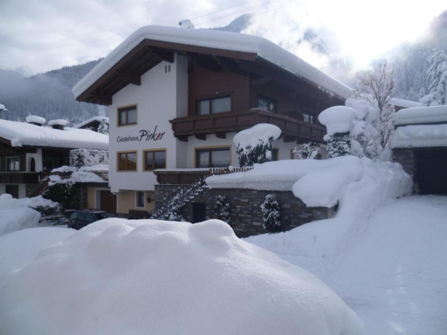 Last Minute! Hai la Ski in Austria, Zillertal, oferta bogata in reduceri mari care sunt valabile pana in 15.10.2025!