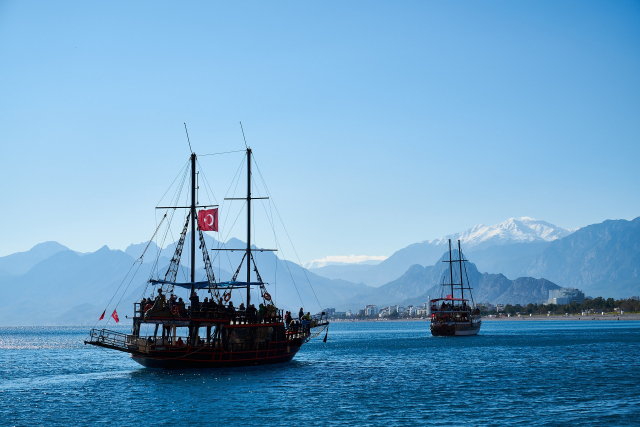 SUPER OFERTA TURCIA ANTALYA, CAZARE 5 NOPTI CU ALL INCLUSIVE, AVION DIN BUCURESTI